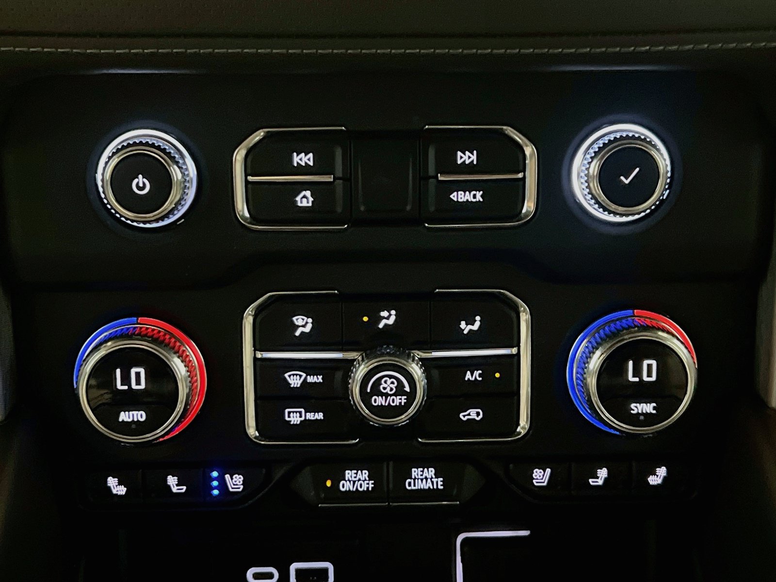 Used 2023 GMC Yukon SLT RWD image 12