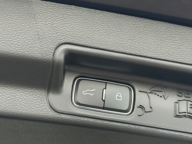 New 2026 Ford Explorer Active w/ Active Comfort Package image 5