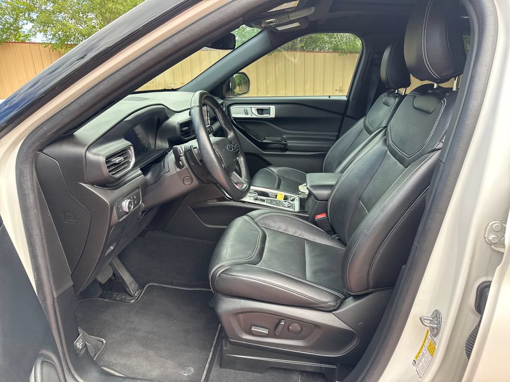 Used 2022 Ford Explorer ST w/ Equipment Group 401A AWD/4WD image 13