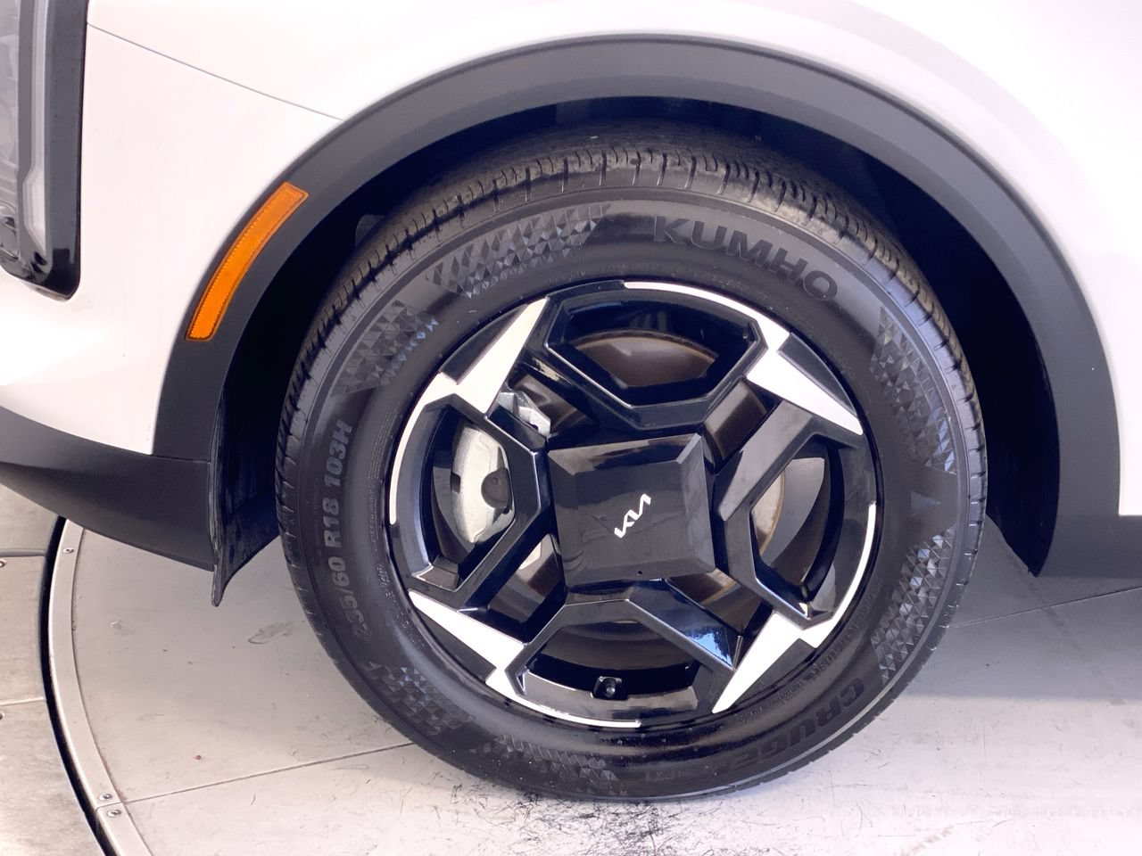 Certified 2026 Kia Sportage EX FWD image 12