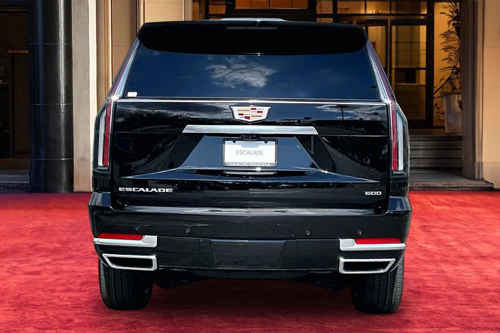New 2026 Cadillac Escalade Luxury w/ LPO, Floor Liner Package AWD/4WD image 5