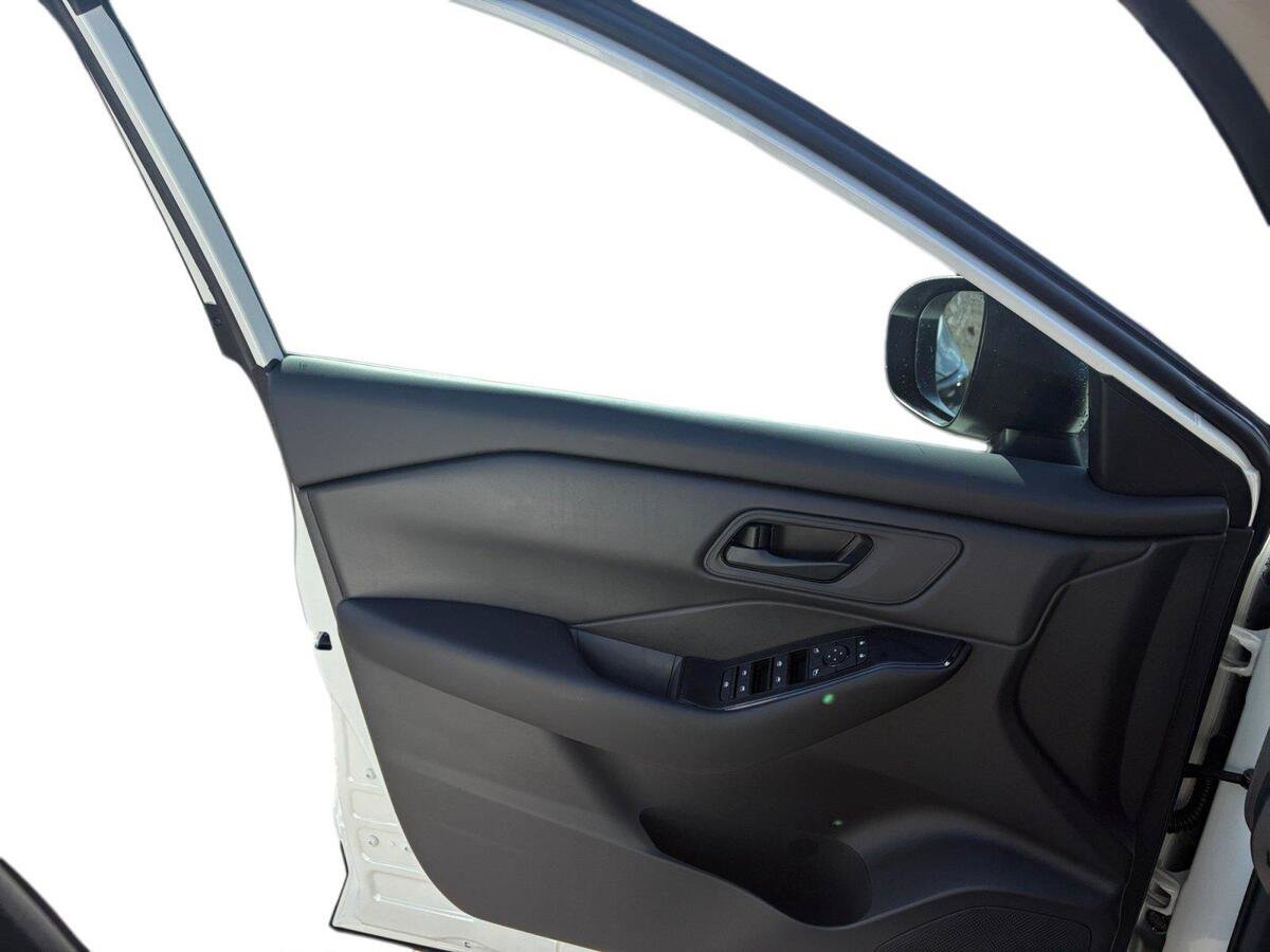 New 2026 Nissan Rogue S FWD image 17