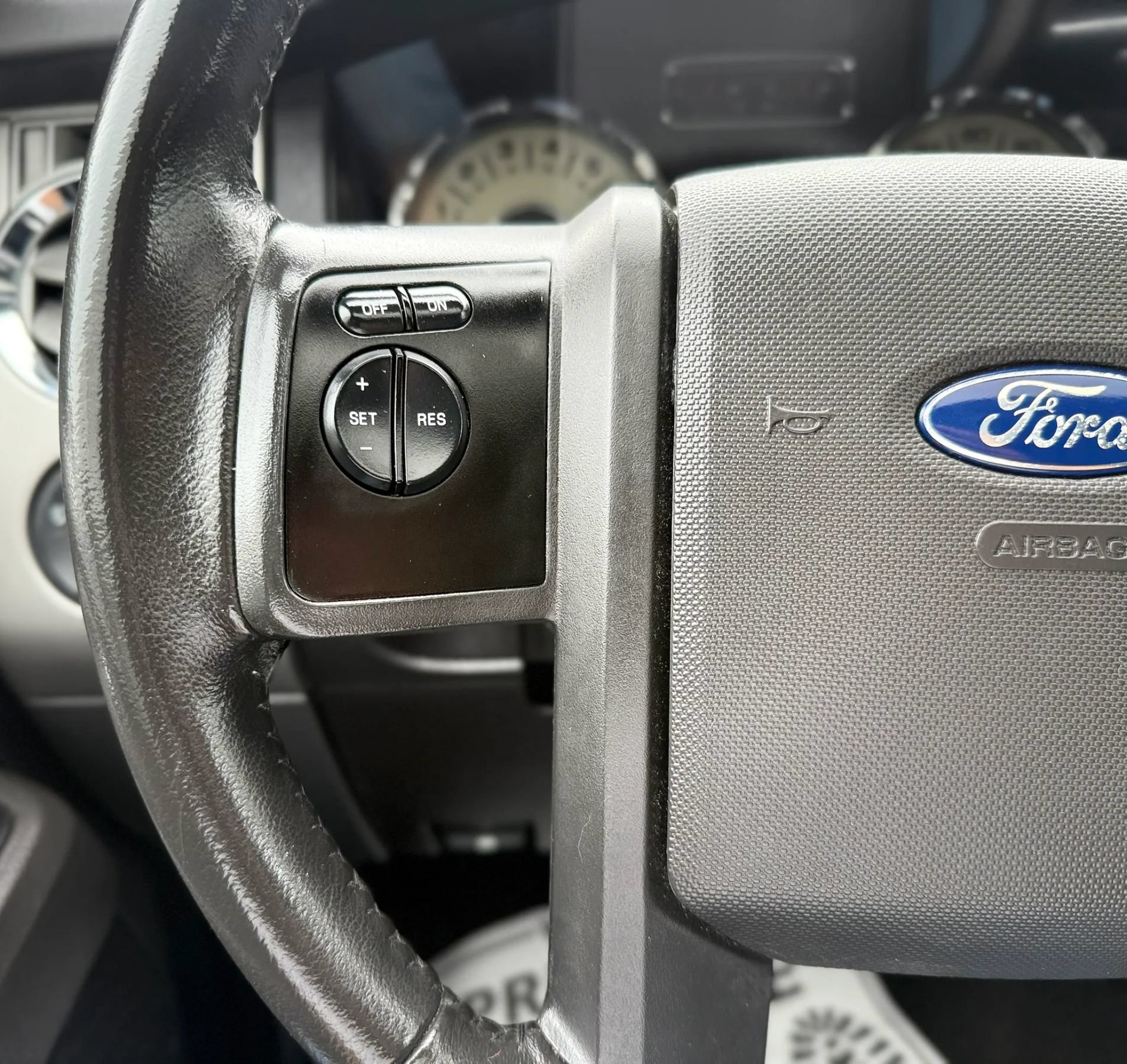 Used 2012 Ford Expedition Limited AWD/4WD image 14