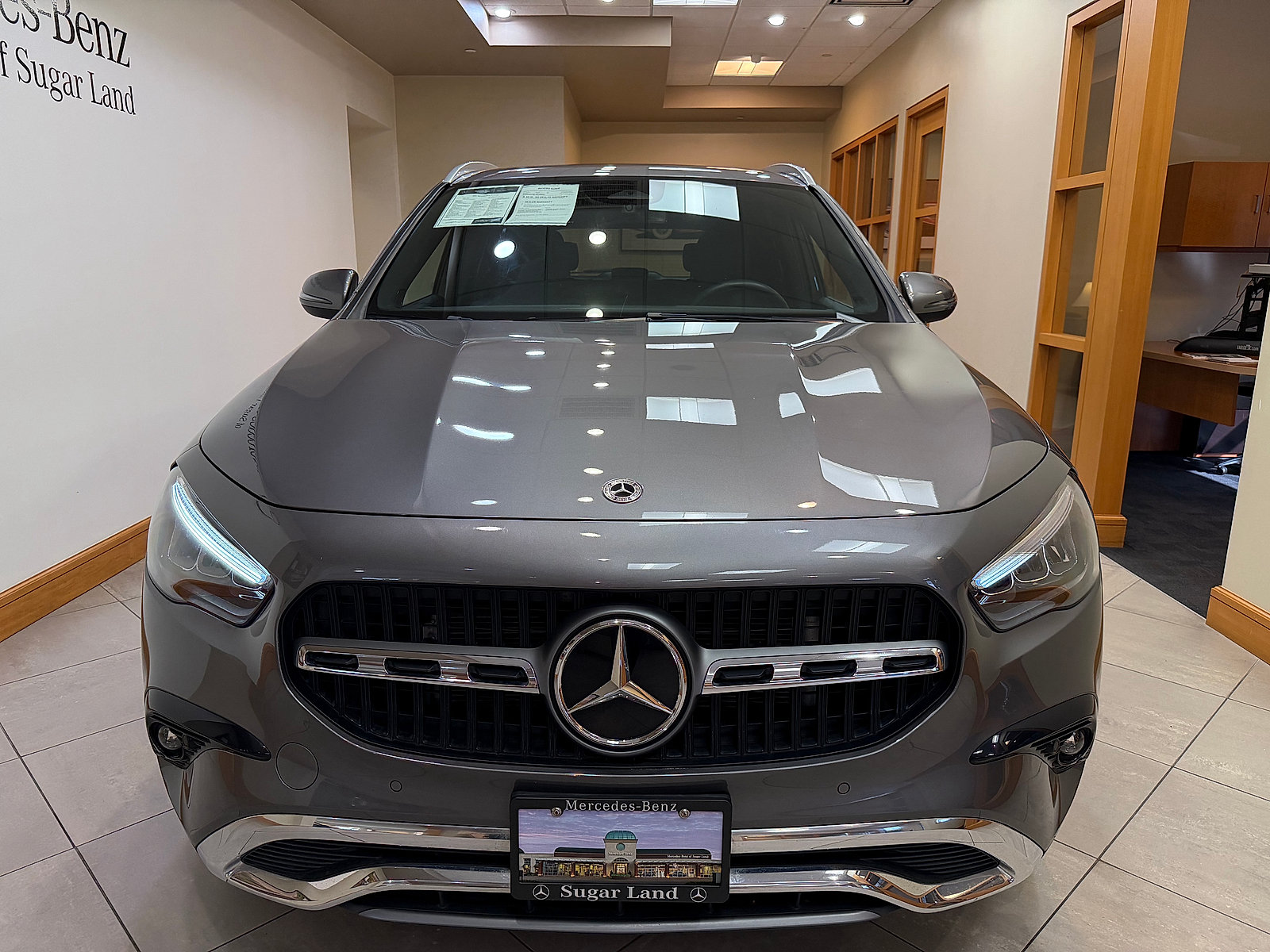 Used 2025 Mercedes-Benz GLA 250 image 3