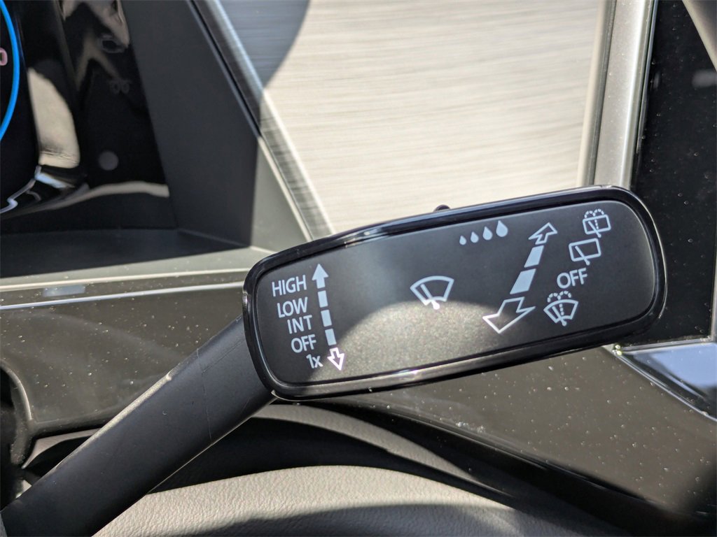 New 2026 Volkswagen Atlas Cross Sport SE image 34