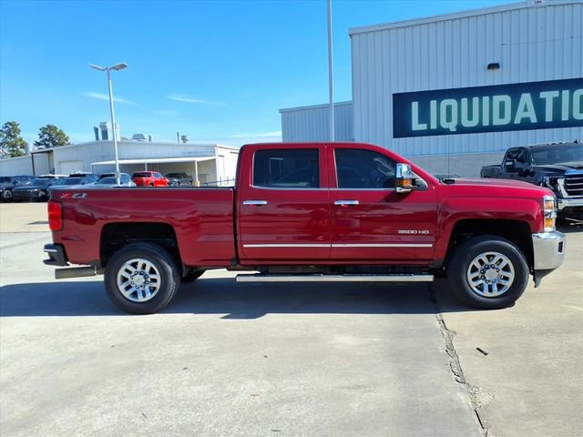 Used 2019 Chevrolet Silverado 3500 LTZ w/ Duramax Plus Package image 4