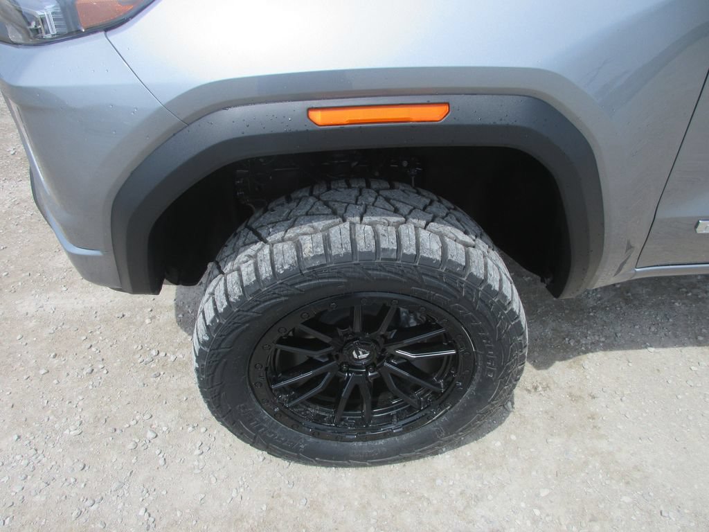 New 2026 GMC Canyon Elevation w/ Convenience Package AWD/4WD image 12