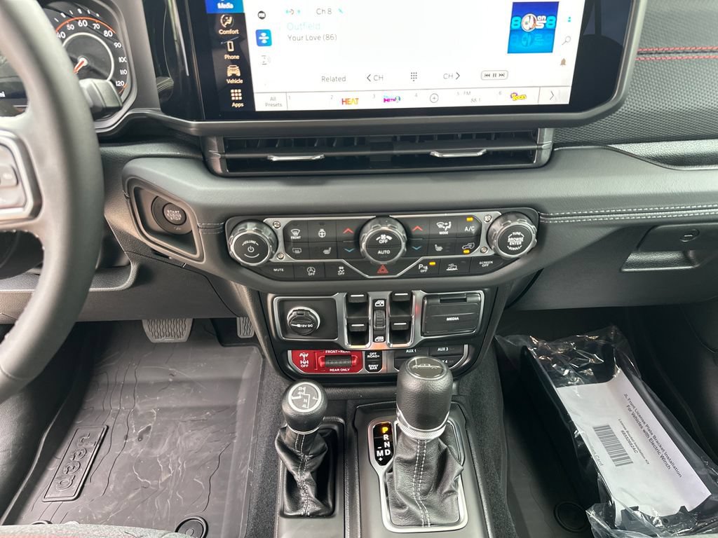 New 2026 Jeep Gladiator Sport AWD/4WD image 24