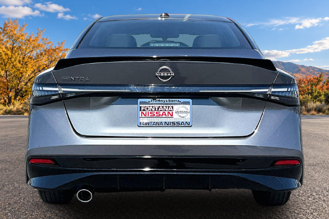 New 2027 Nissan Sentra SR w/ Floor Mat Package FWD image 4