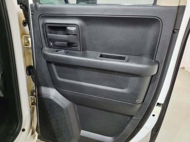 Used 2018 RAM 1500 Express w/ Express Value Package image 42