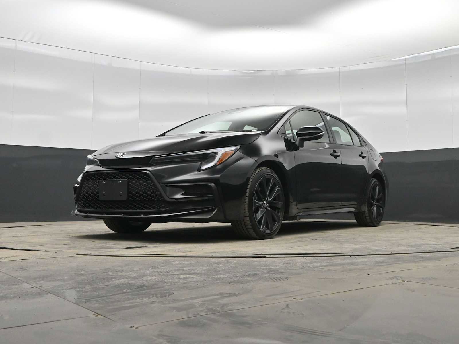 Used 2024 Toyota Corolla SE image 33