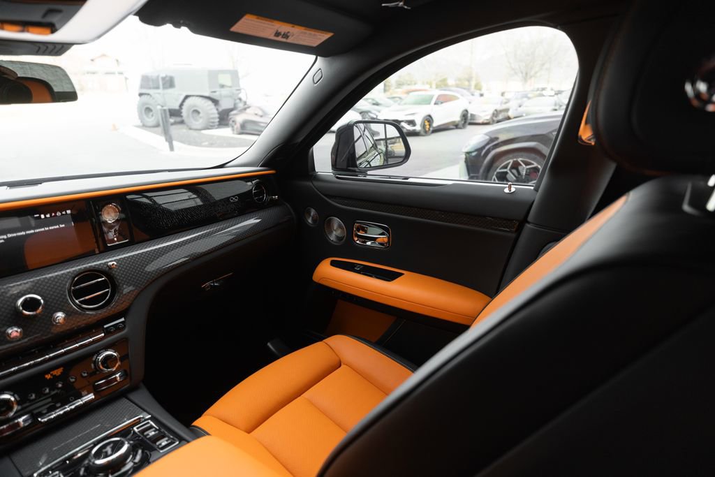 Used 2025 Rolls-Royce Ghost Black Badge image 38
