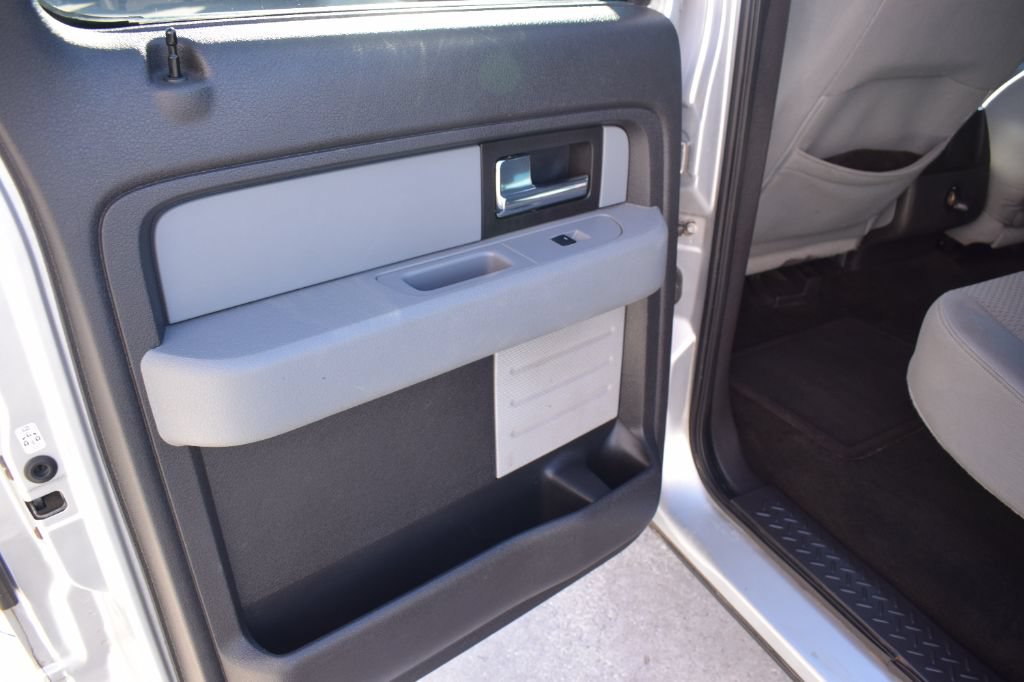 Used 2014 Ford F150 XLT w/ Equipment Group 302A Luxury AWD/4WD image 11