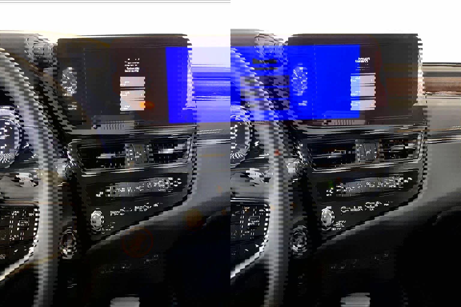 New 2025 Lexus ES 300h w/ Premium Package image 6