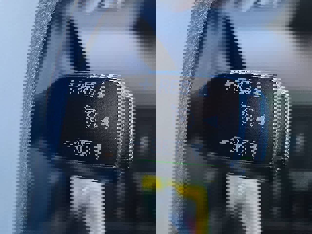 Used 2016 Toyota Tundra SR5 w/ SR5 Upgrade Package image 23