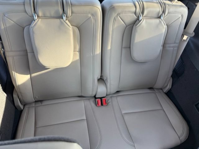 Used 2021 Lincoln Aviator Reserve w/ Equipment Group 201A AWD/4WD image 15
