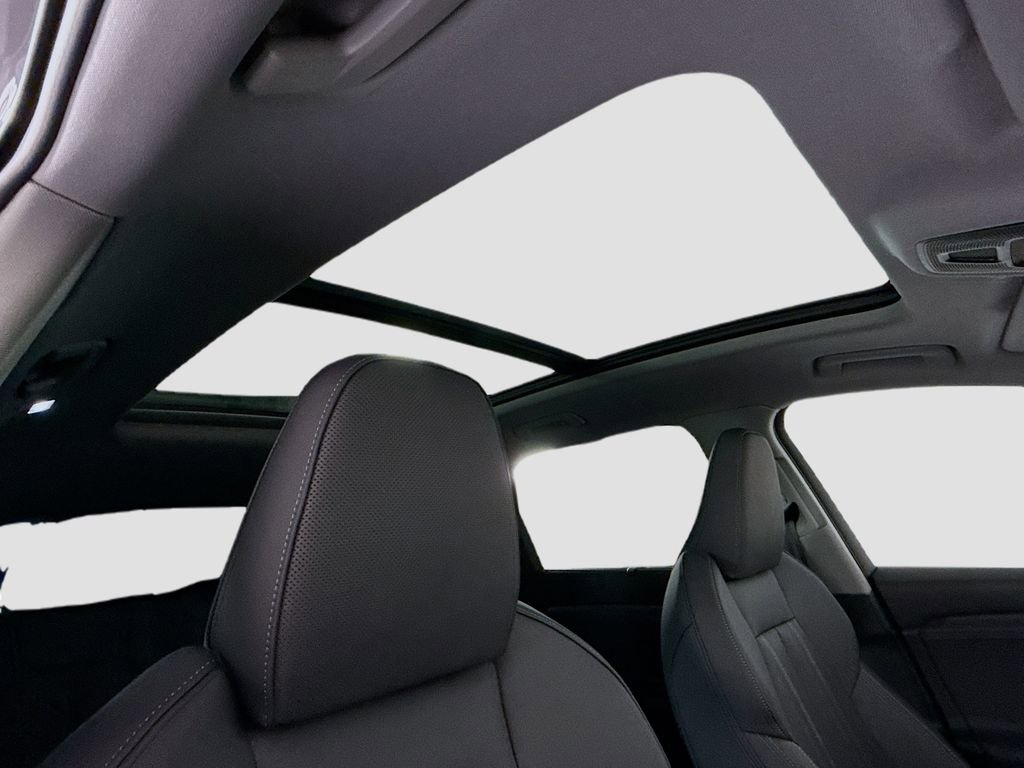 Used 2025 Audi Q6 e-tron Premium Plus image 21