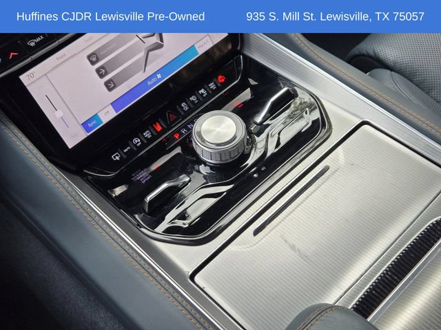 Used 2023 Jeep Grand Wagoneer L Series II w/ Premium Group II AWD/4WD image 24