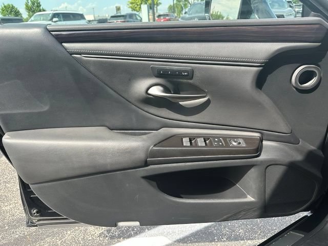 Used 2019 Lexus ES 350 w/ Premium Package FWD image 28