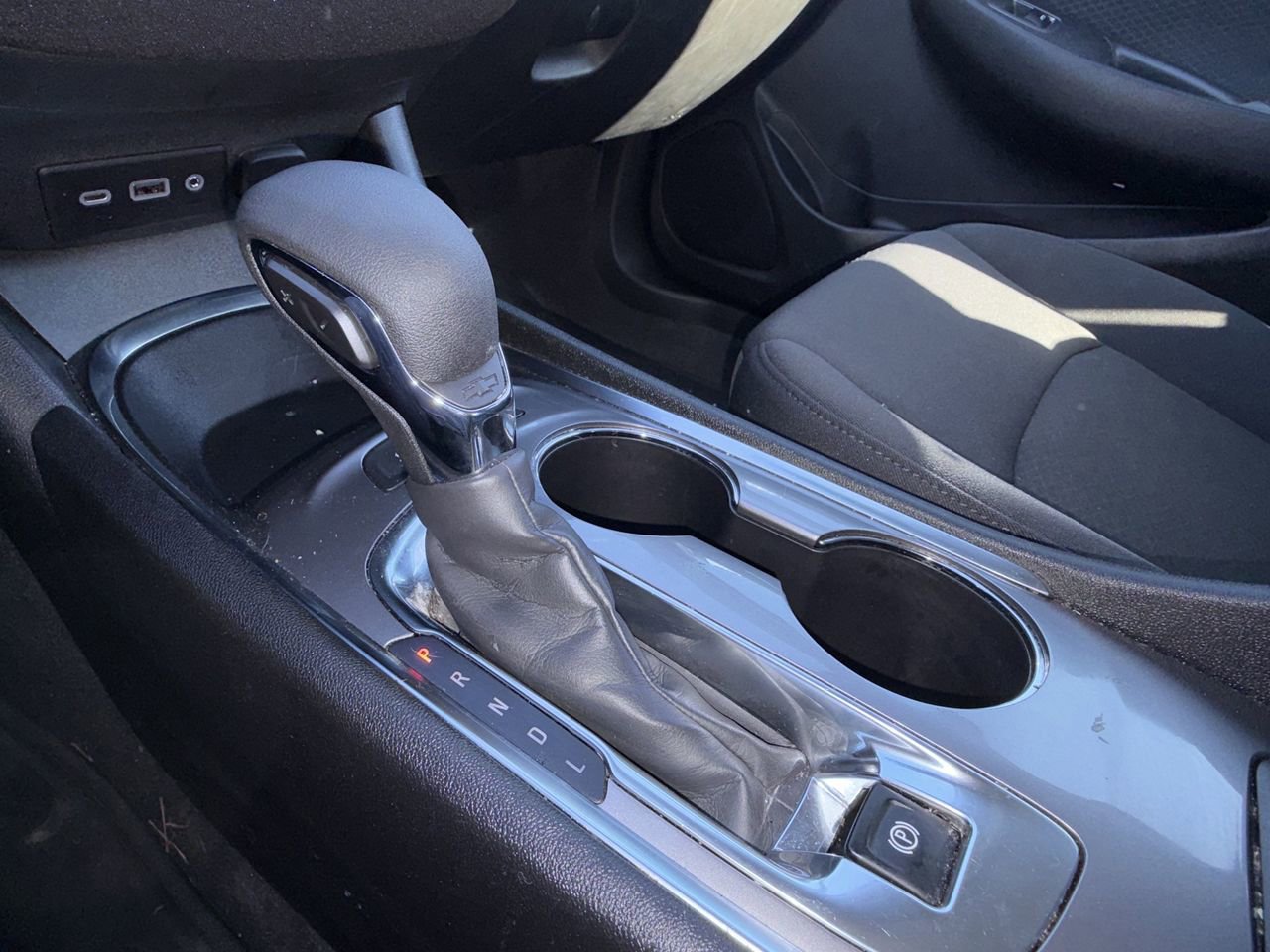 Used 2025 Chevrolet Malibu LT FWD image 12