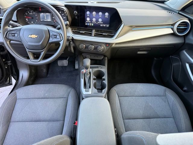 Used 2024 Chevrolet Trax LS w/ LS Convenience Package image 14