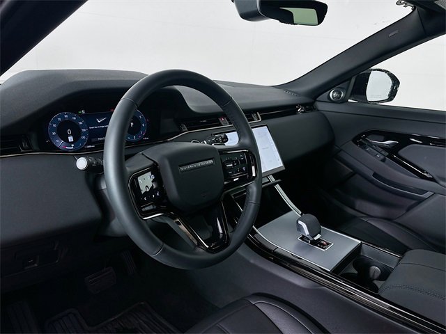 Used 2025 Land Rover Range Rover Evoque Dynamic SE image 9