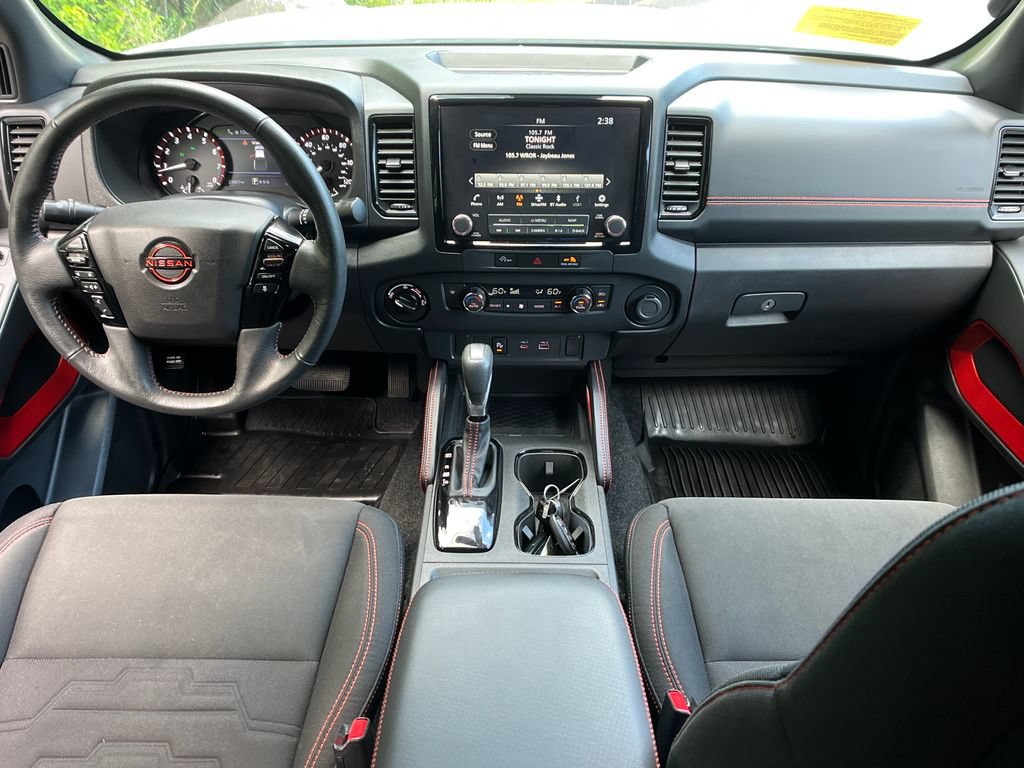 Used 2023 Nissan Frontier PRO-4X w/ Technology Package AWD/4WD image 13