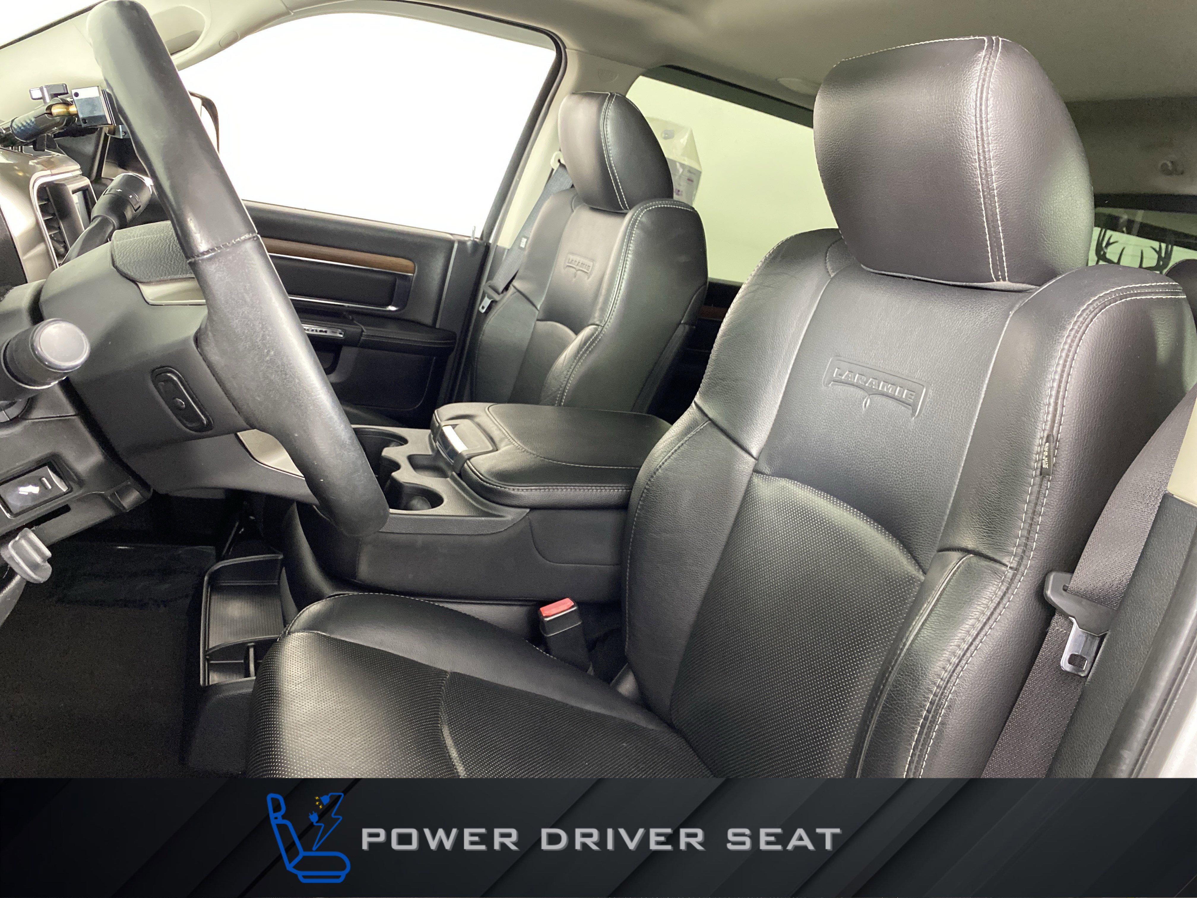 Used 2016 RAM 3500 Laramie w/ Sport Appearance Group image 18