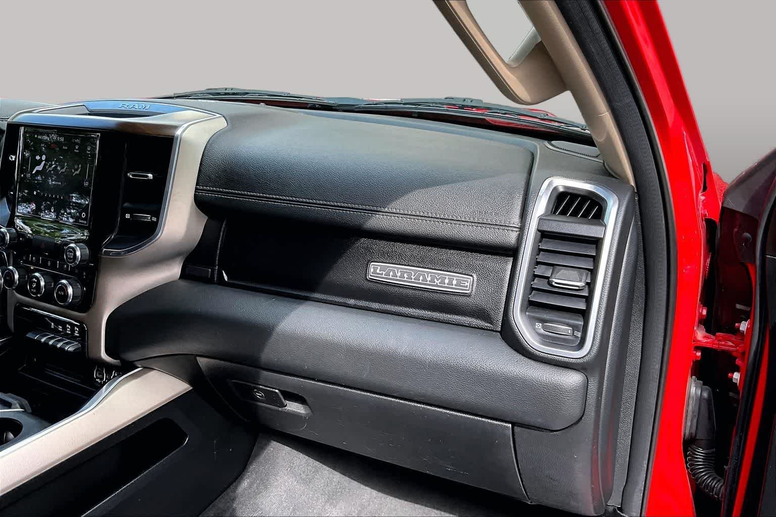 Used 2021 RAM 1500 Laramie AWD/4WD image 18
