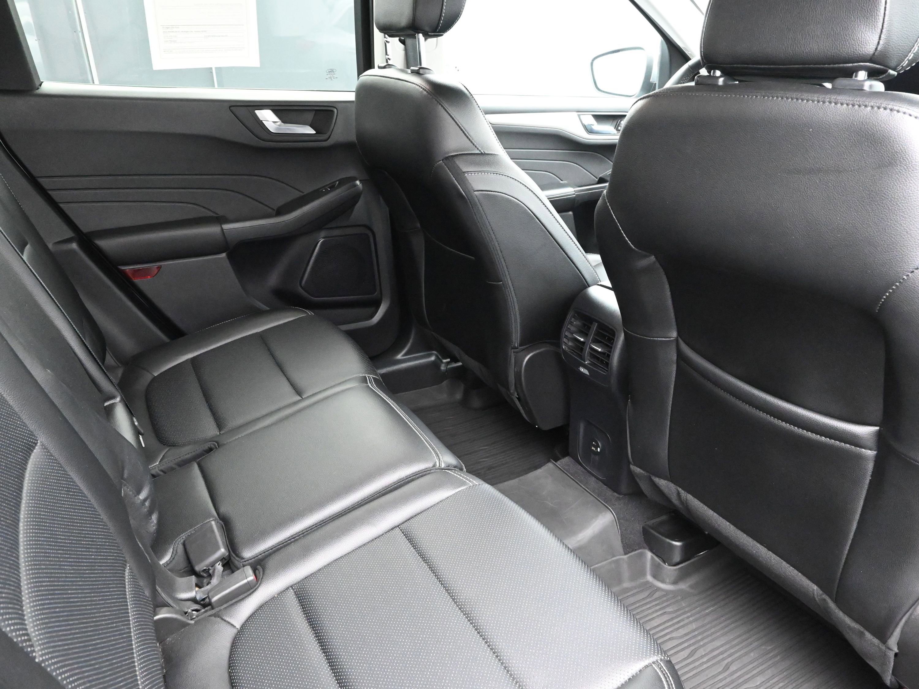 Used 2022 Ford Escape SEL image 25