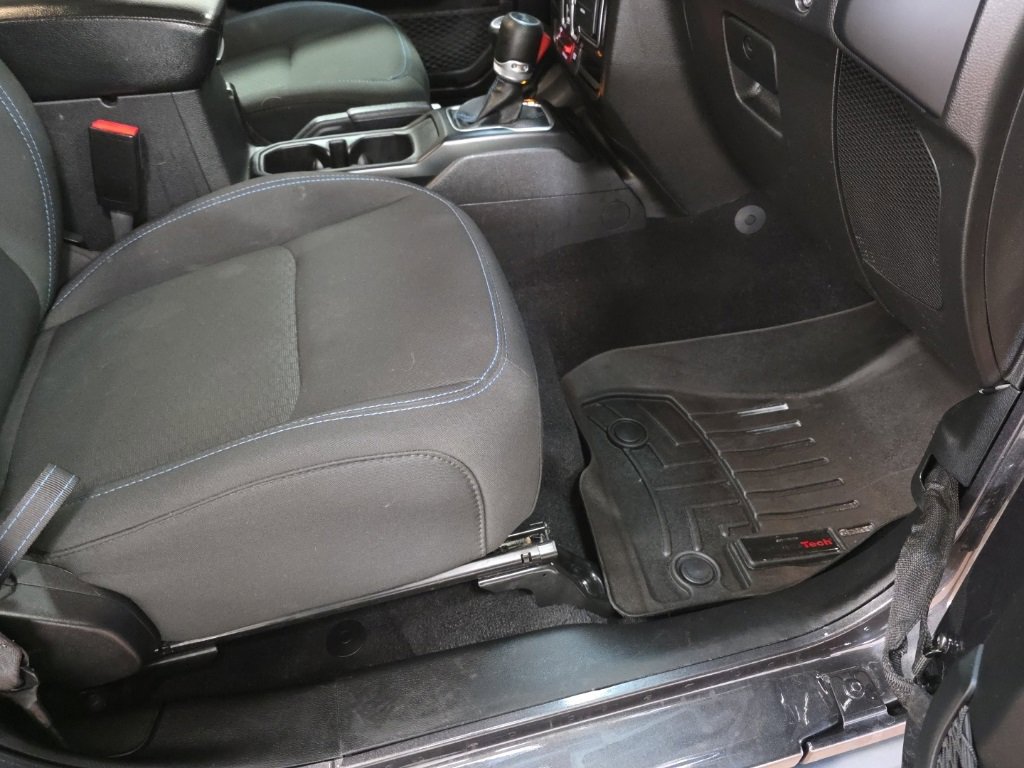 Used 2021 Jeep Wrangler Unlimited Rubicon 4xe w/ Cold Weather Group image 12