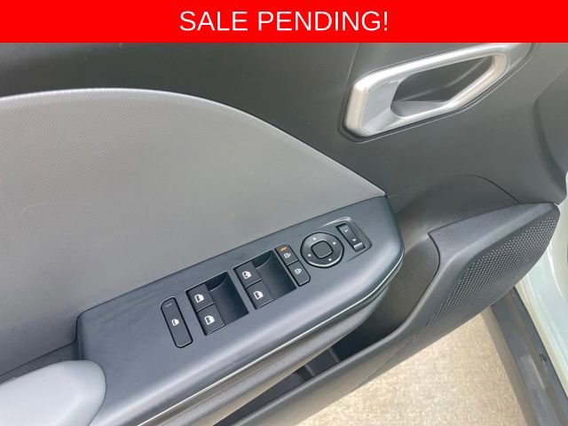 Used 2025 Kia K4 LXS image 11