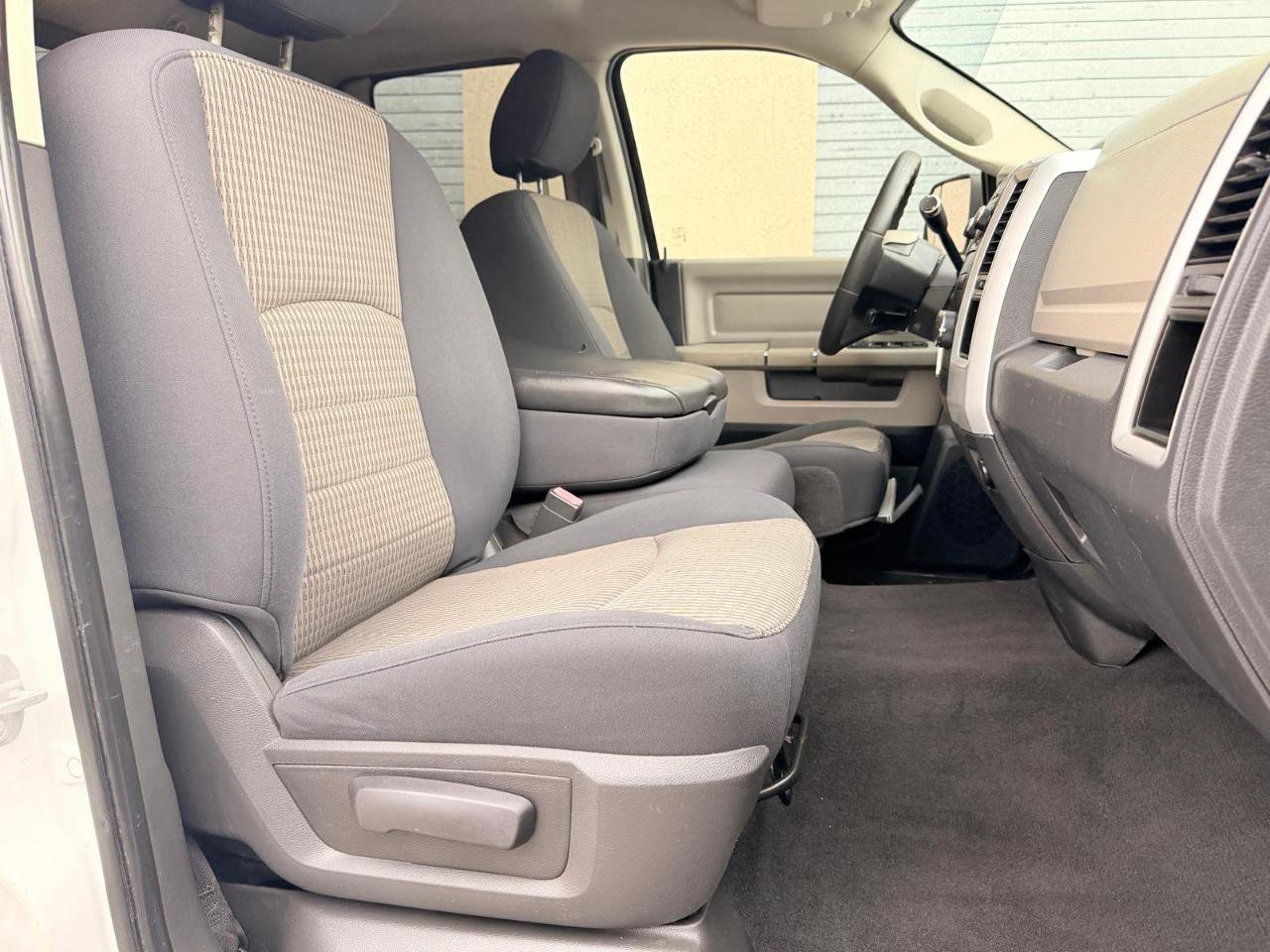 Used 2010 Dodge Ram 1500 Truck SLT image 15