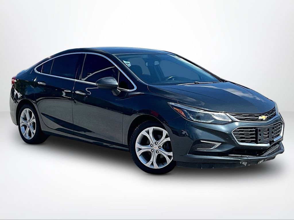 Used 2017 Chevrolet Cruze Premier FWD image 13