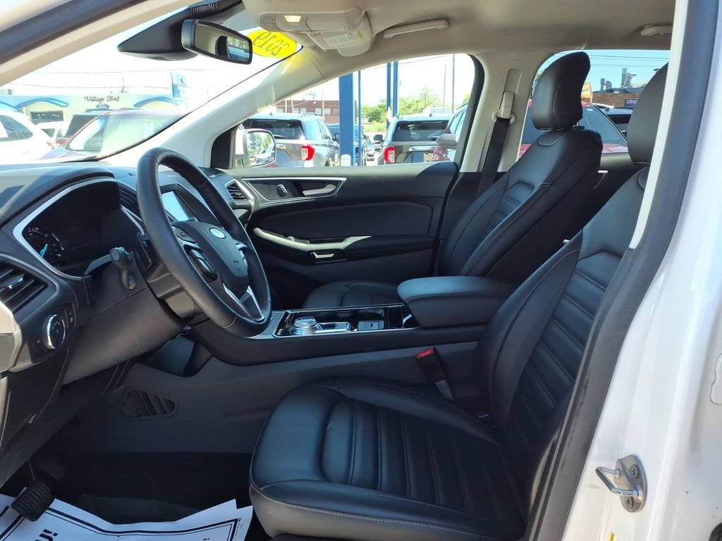 Certified 2019 Ford Edge SEL w/ Equipment Group 201A AWD/4WD image 14