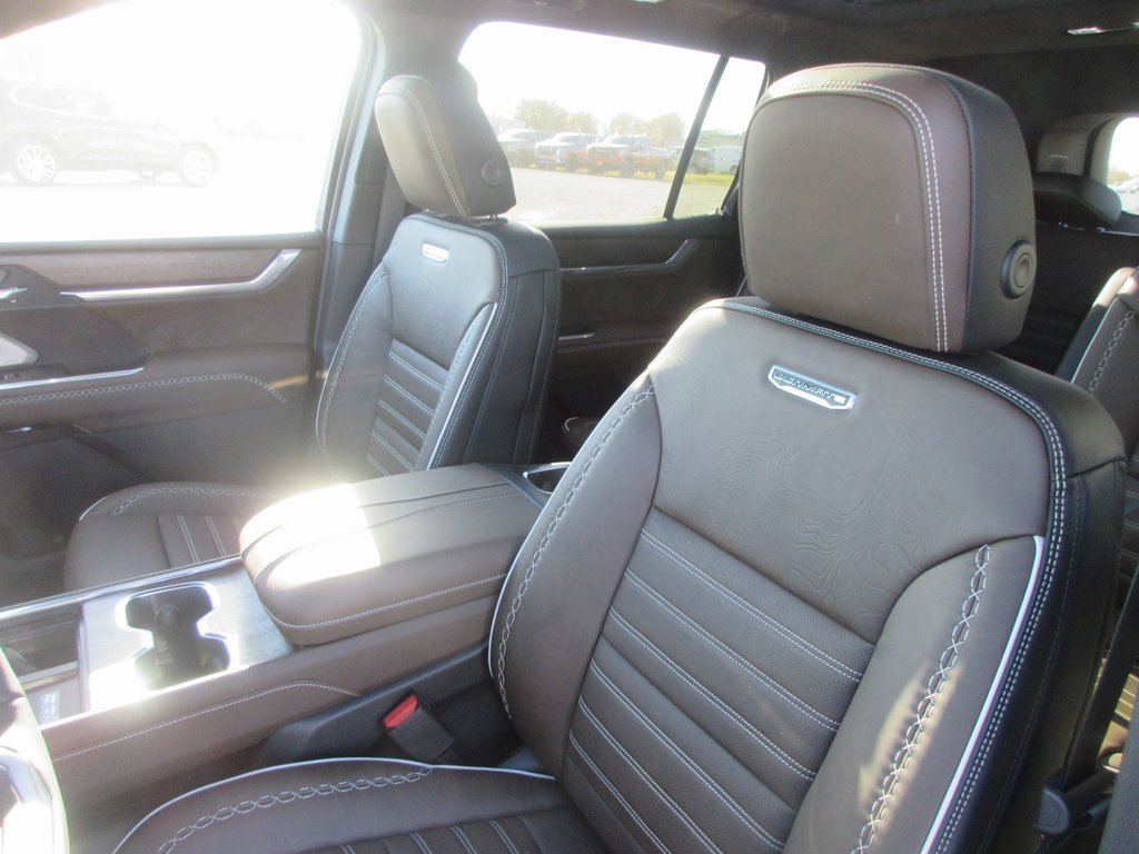New 2026 GMC Acadia Denali Ultimate image 13