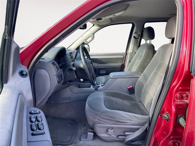 Used 2003 Ford Explorer XLT image 9