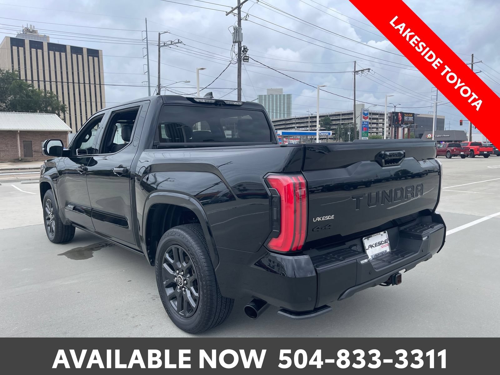 Used 2023 Toyota Tundra Platinum AWD/4WD image 3