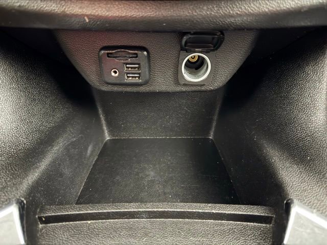 Used 2021 Chevrolet Traverse RS image 41