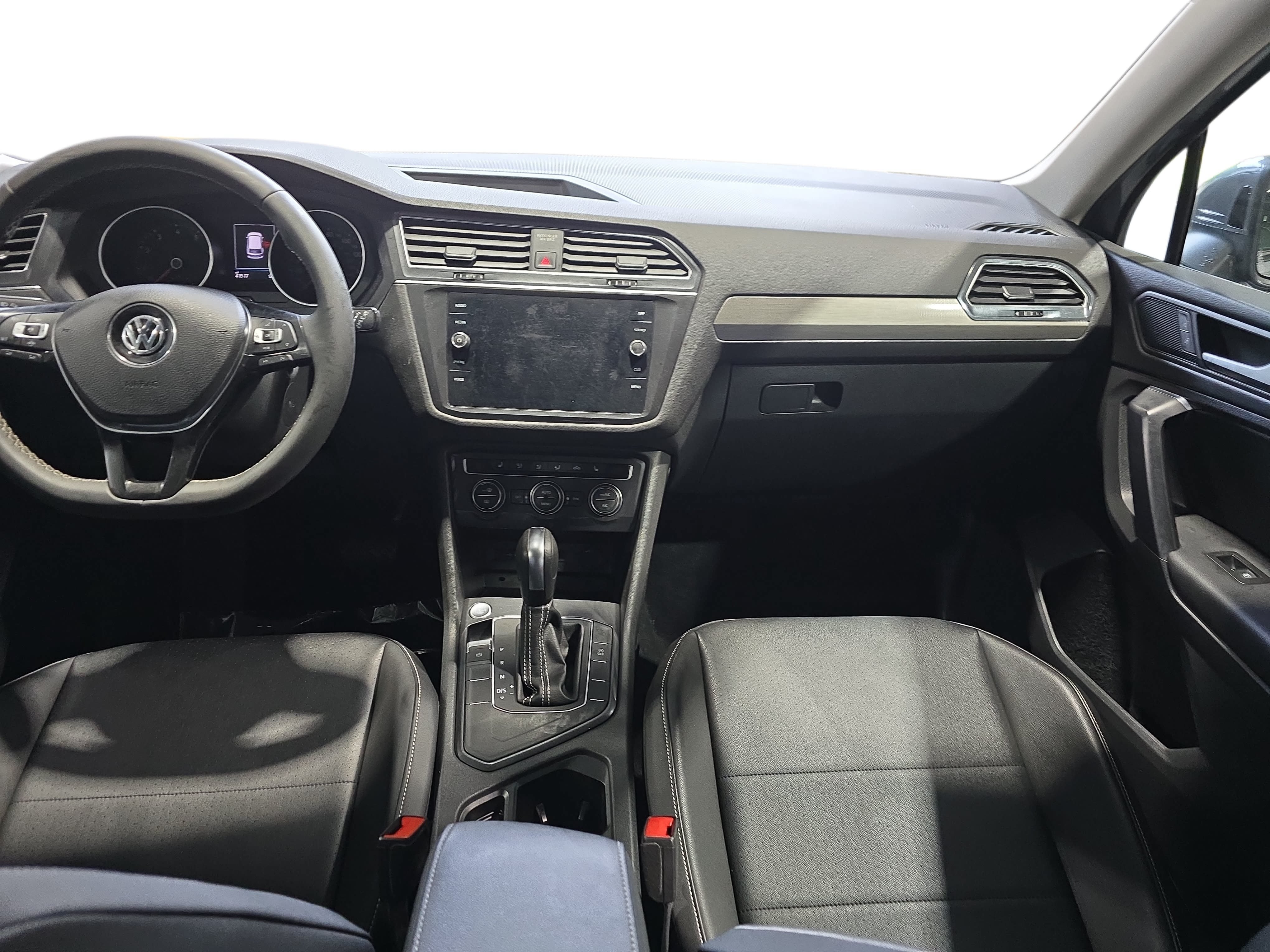Used 2021 Volkswagen Tiguan SE FWD image 9