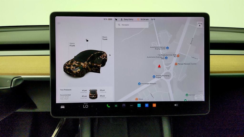 Used 2022 Tesla Model Y Long Range AWD/4WD image 23
