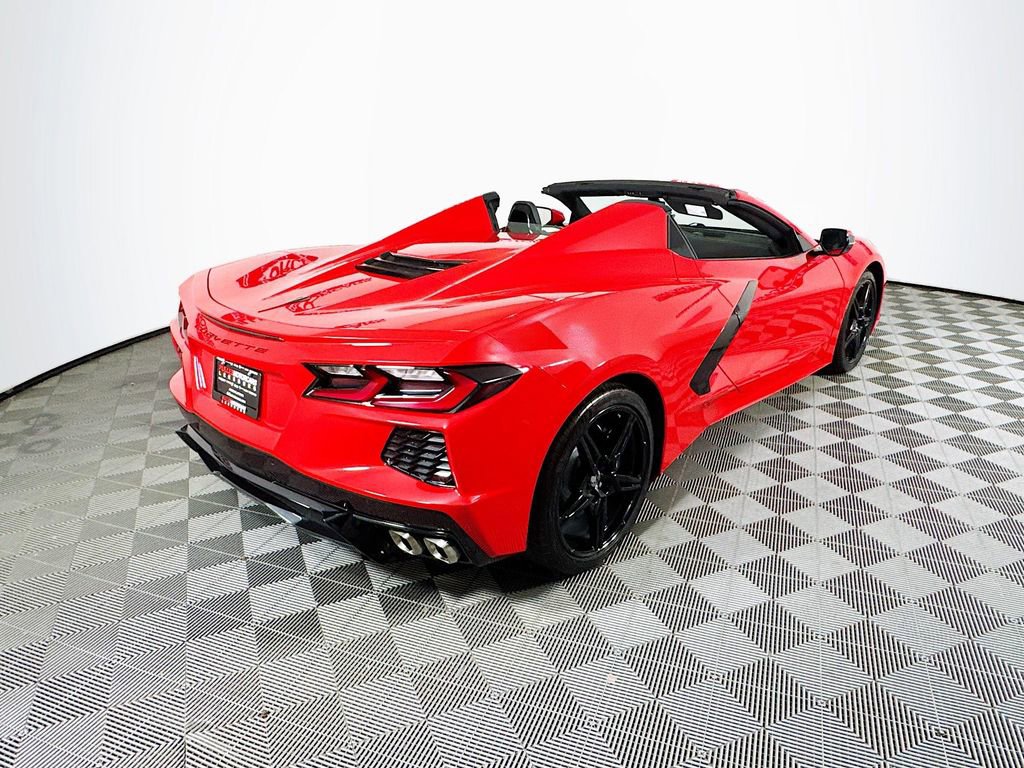 Used 2021 Chevrolet Corvette Stingray Premium Conv w/ Battery Protection Package image 2