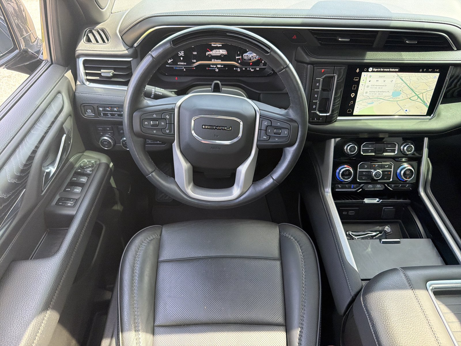 Used 2023 GMC Yukon Denali w/ Denali Reserve Package AWD/4WD image 32