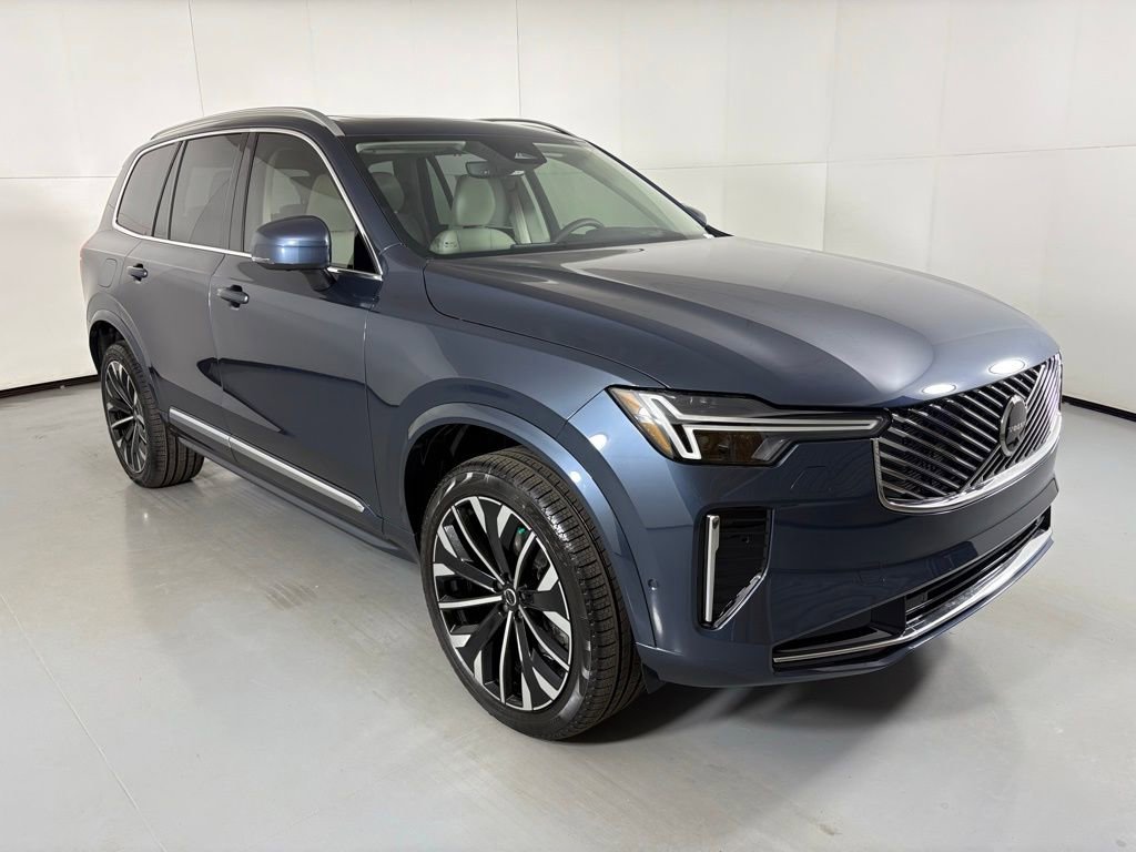 New 2026 Volvo XC90 B6 Ultra w/ Protection Package image 2