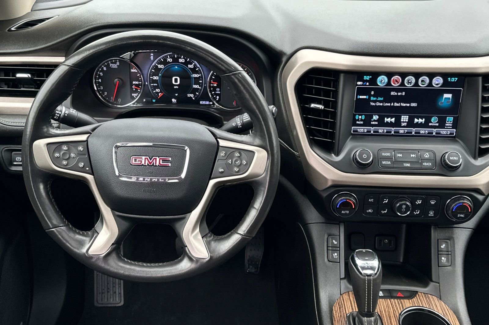 Used 2019 GMC Acadia Denali w/ Technology Package AWD/4WD image 14