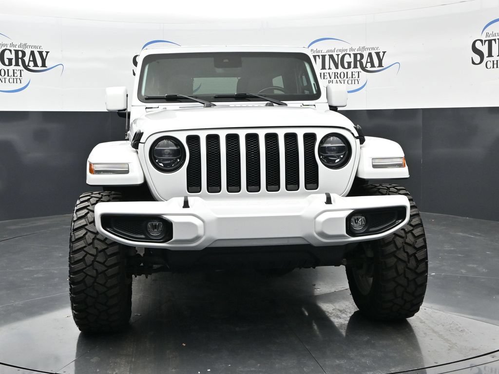 Used 2022 Jeep Wrangler Unlimited Sahara AWD/4WD image 2