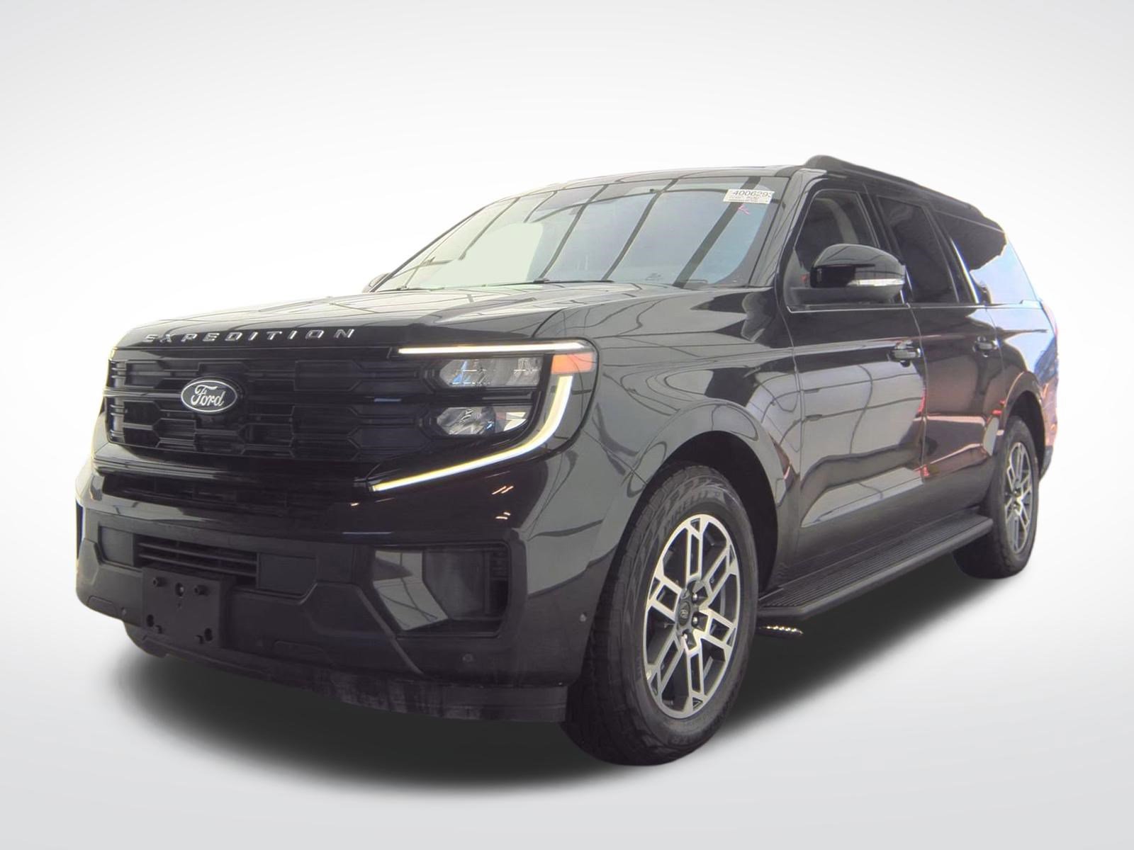 Used 2025 Ford Expedition Max Active AWD/4WD image 1