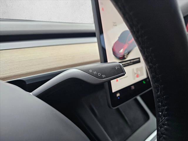 Used 2021 Tesla Model Y Long Range image 26