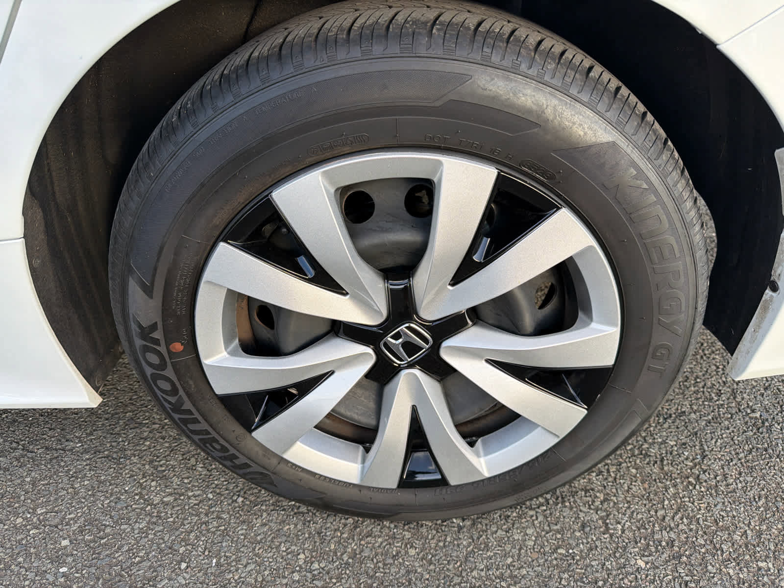 Used 2024 Honda Civic LX image 5