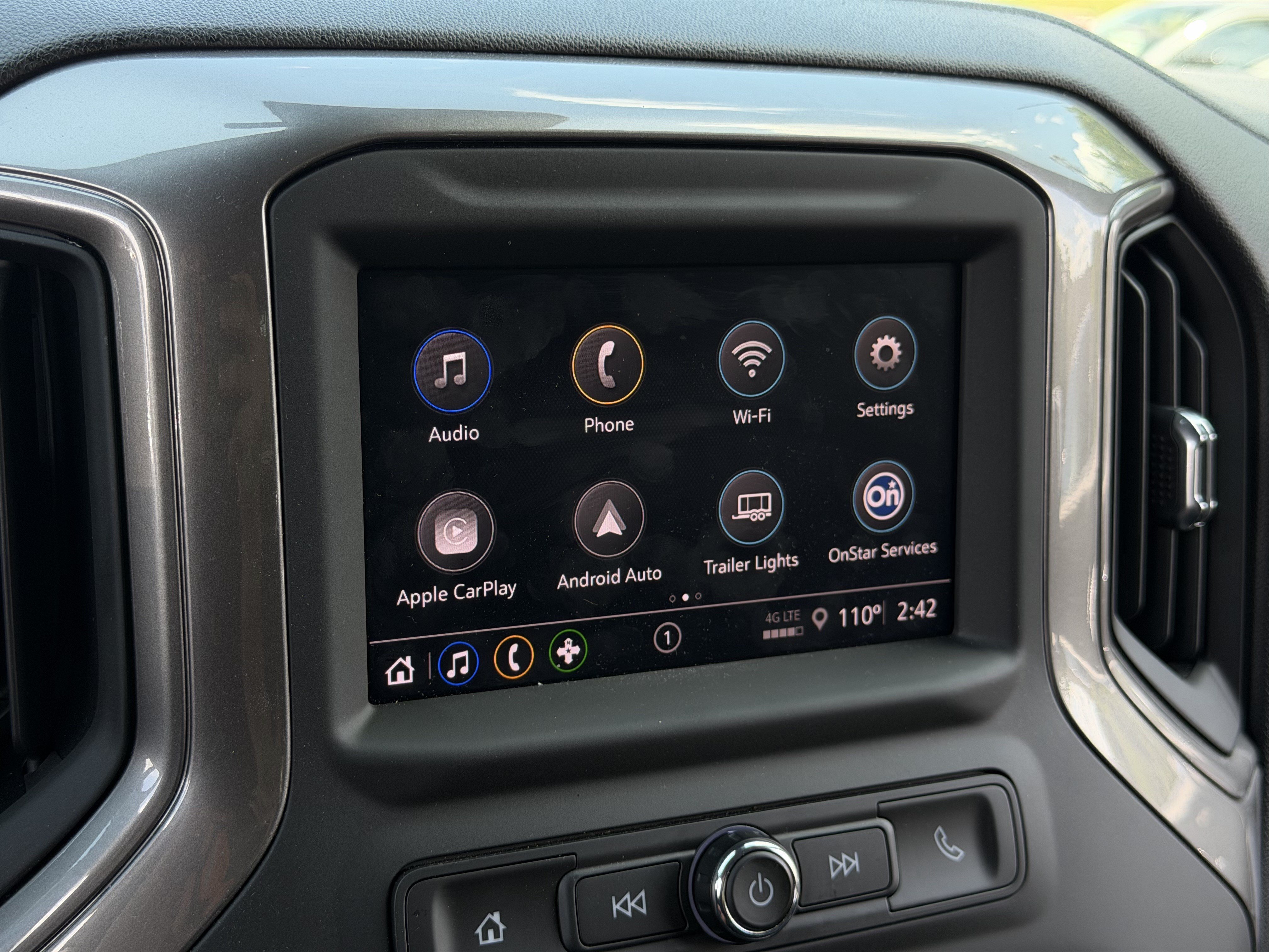 Used 2024 Chevrolet Silverado 2500 Custom w/ Custom Value Package AWD/4WD image 21